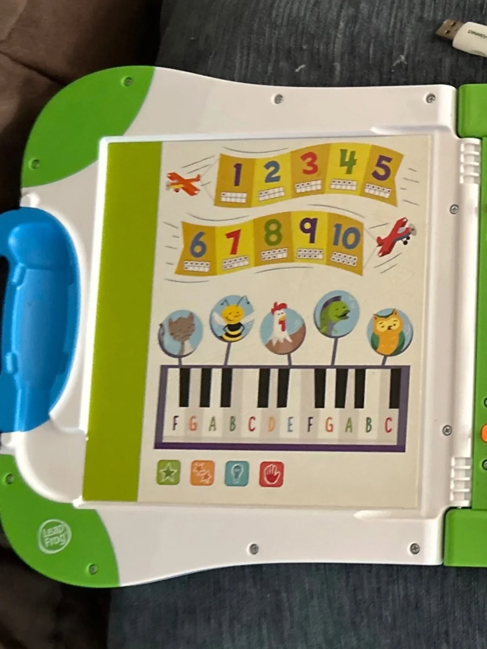 LeapFrog LeapStart Learning System + 2 Interactive Books